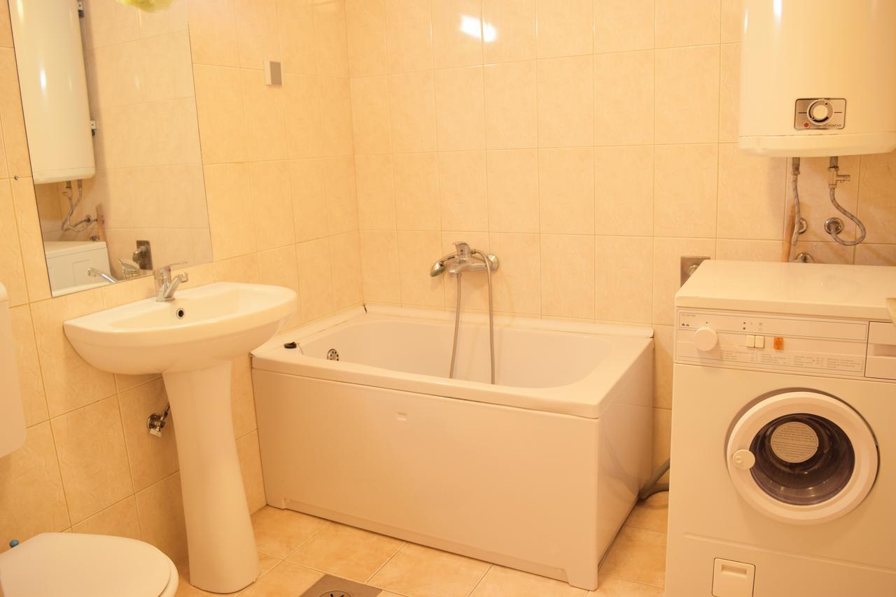 Two Bedroom Apartment Near Centre โอครีด ภายนอก รูปภาพ